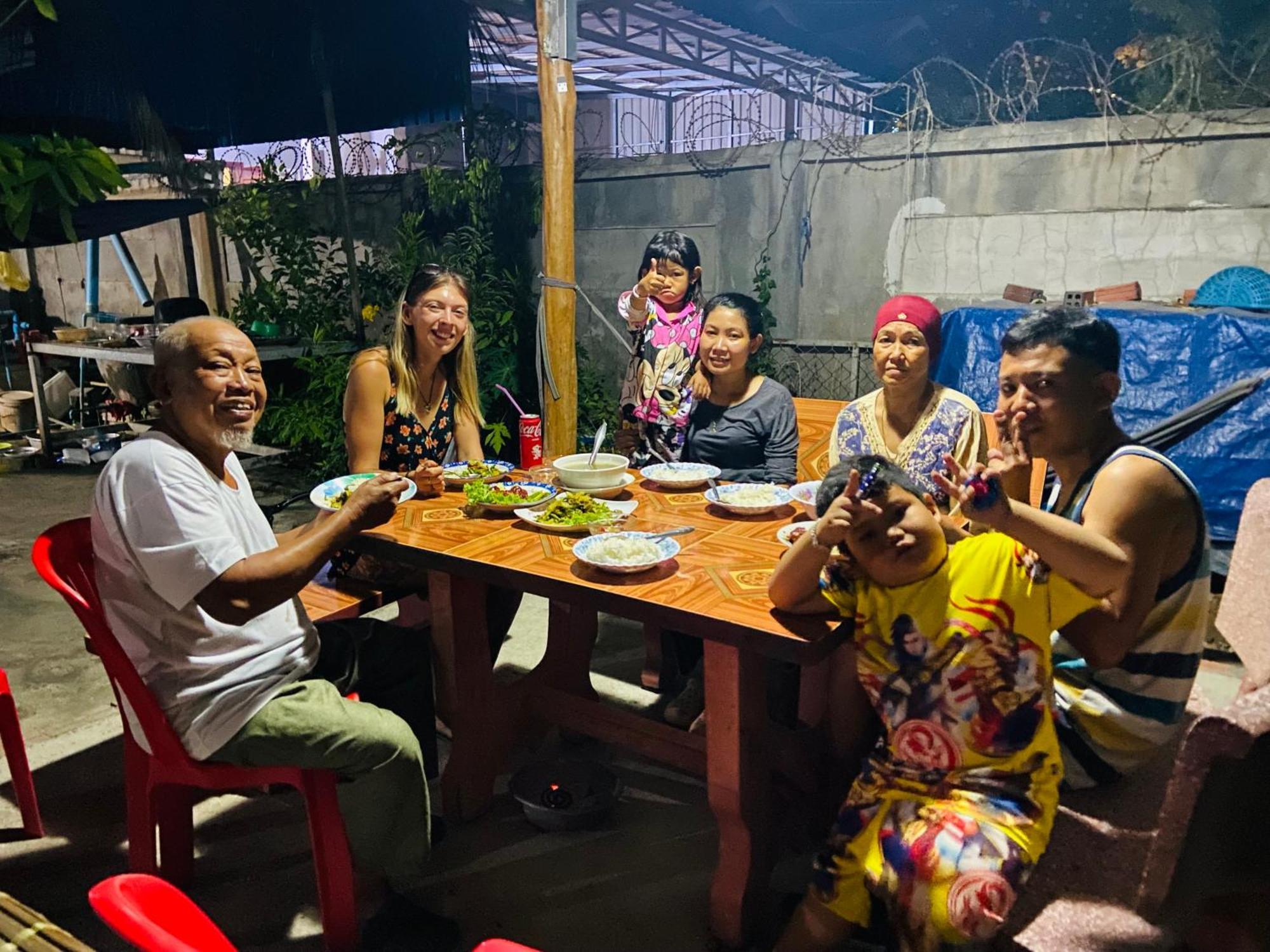Lazy Mango Home Stay Phum Pouth ma Srei Exteriér fotografie
